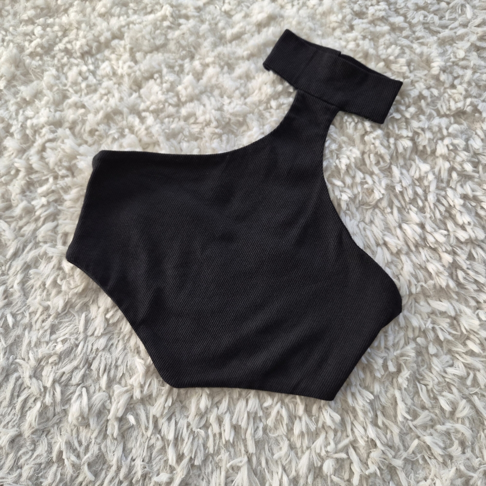 ☆5/$15☆Black Ribbed Halter Neck Crop Top with Collar | Size XS - Picture 2 of 13